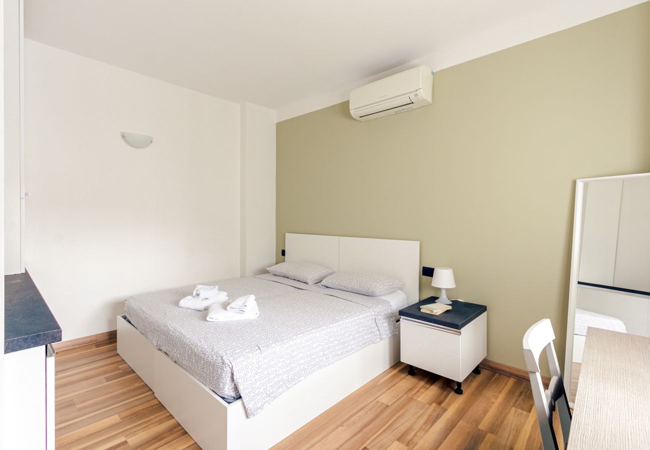 Apartment in Milan - Candiani Building - Elegant 2-level Apartment with 3 bedrooms