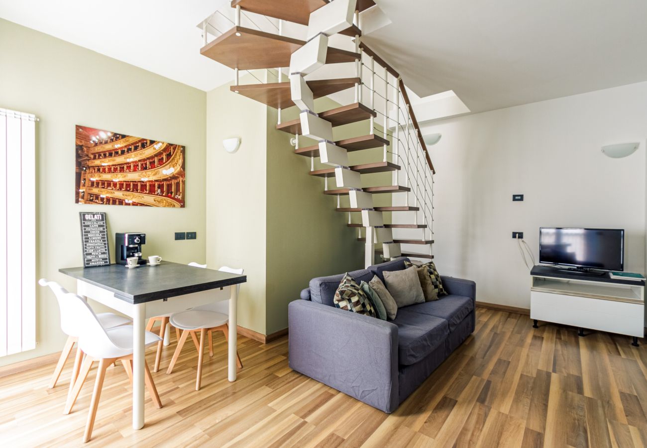 Apartment in Milan - Candiani Building - Elegant 2-level Apartment with 3 bedrooms