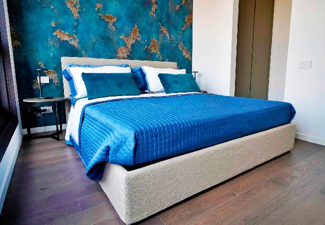 Apartment in Milano - S. Babila Central Tower w/rooftop terrace in San Babila  Apartment in Milano - S. Babila Central Tower w/rooftop terrace in San Babila