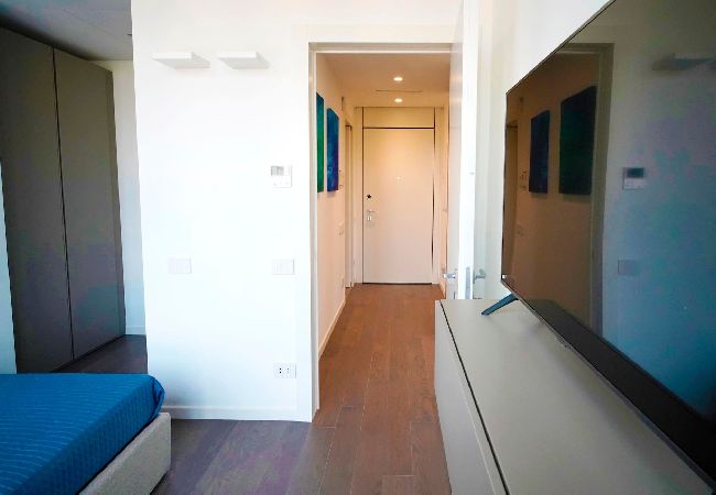 Apartment in Milano - S. Babila Central Tower w/rooftop terrace in San Babila  Apartment in Milano - S. Babila Central Tower w/rooftop terrace in San Babila