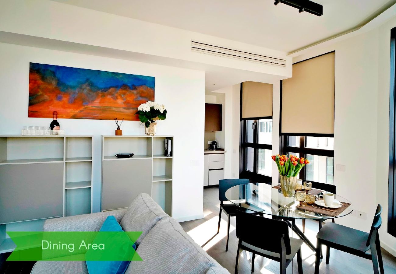 Apartment in Milan - S. Babila Central Tower w/rooftop terrace in San Babila 