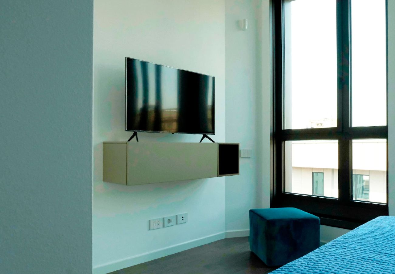 Apartment in Milan - S. Babila Central Tower w/rooftop terrace in San Babila 