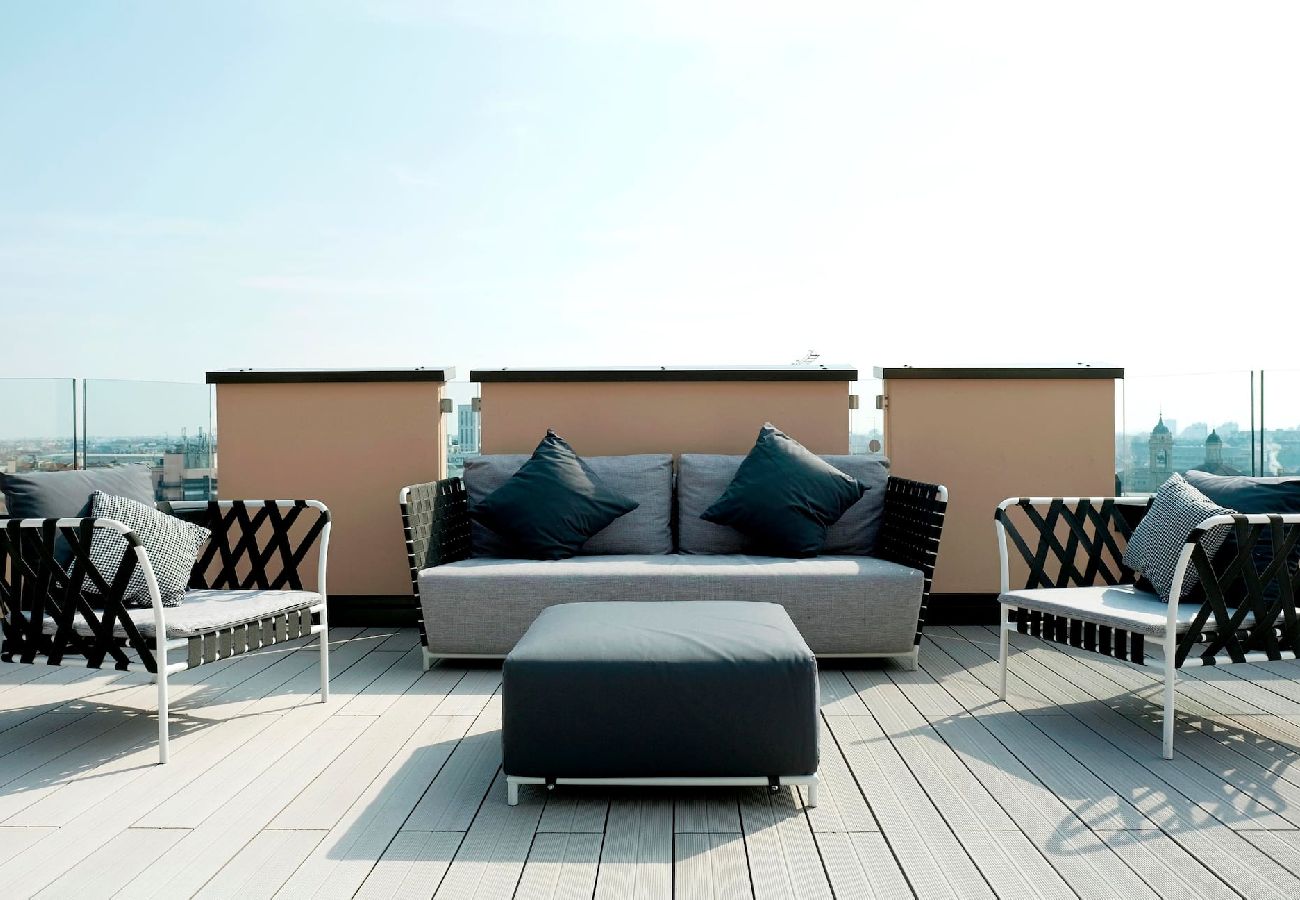 Apartment in Milan - S. Babila Central Tower w/rooftop terrace in San Babila 