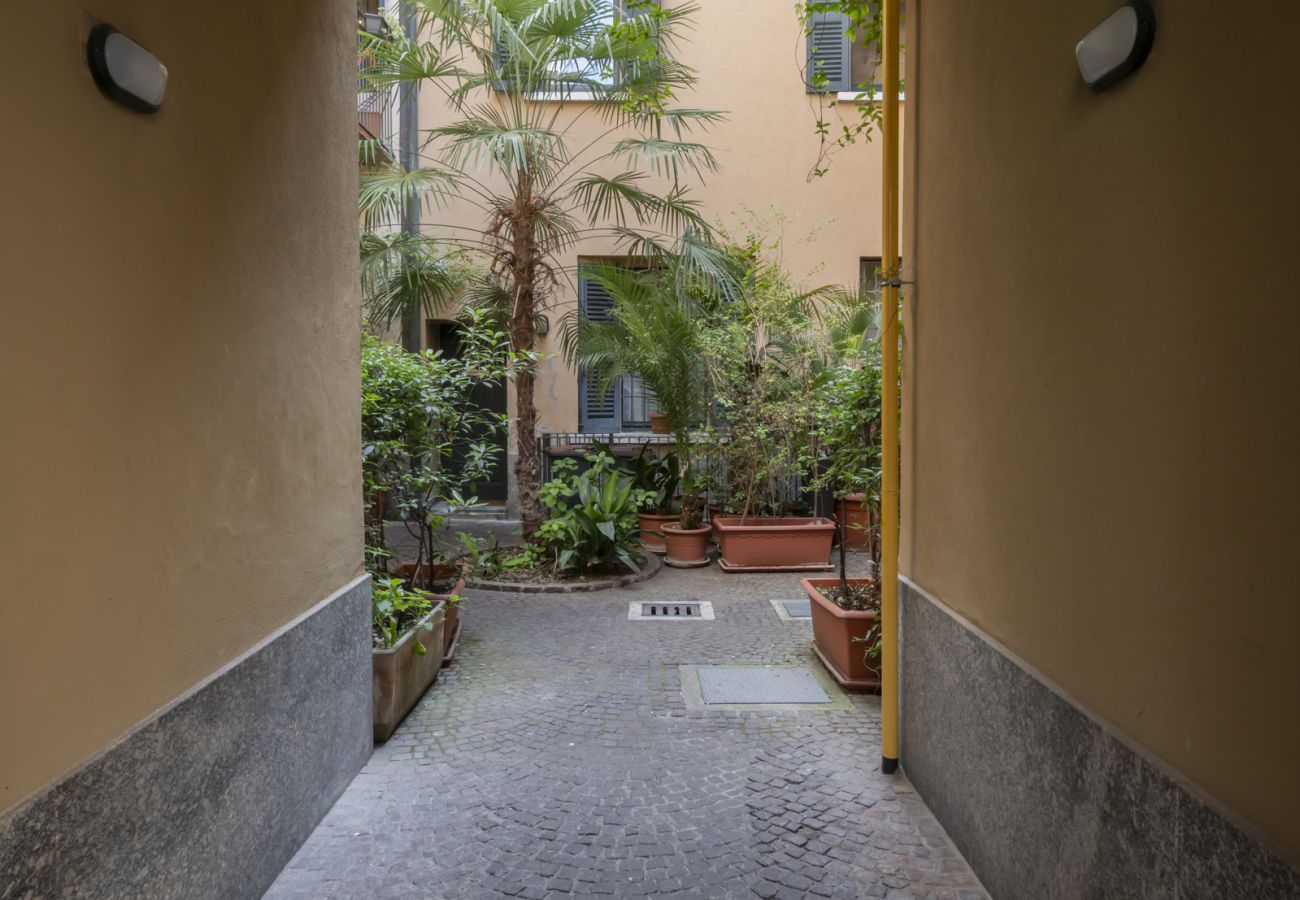 Apartment in Milan - Vicolo Fiori - Modern split-level loft in the heart of Brera 