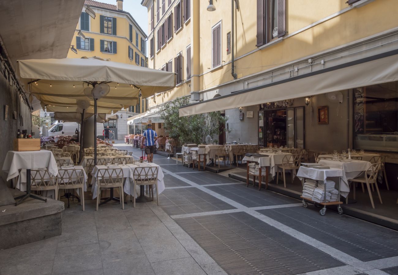 Apartment in Milan - Vicolo Fiori - Modern split-level loft in the heart of Brera 