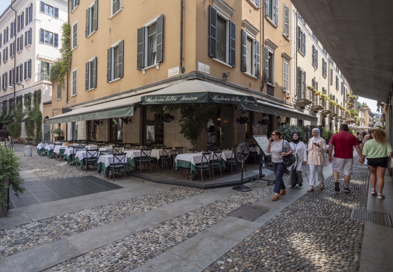 Apartment in Milan - Vicolo Fiori - Modern split-level loft in the heart of Brera 