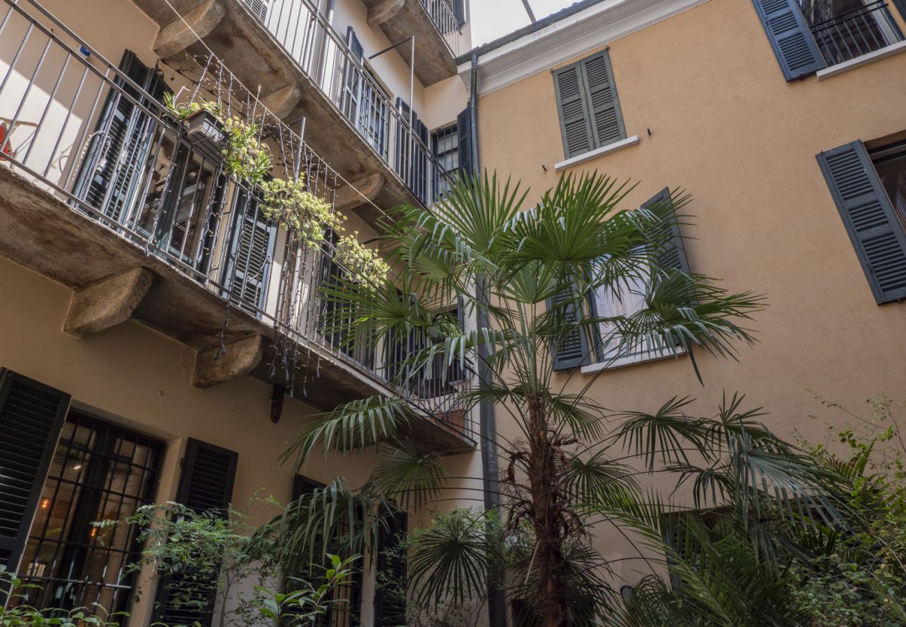 Apartment in Milan - Vicolo Fiori - Modern split-level loft in the heart of Brera 