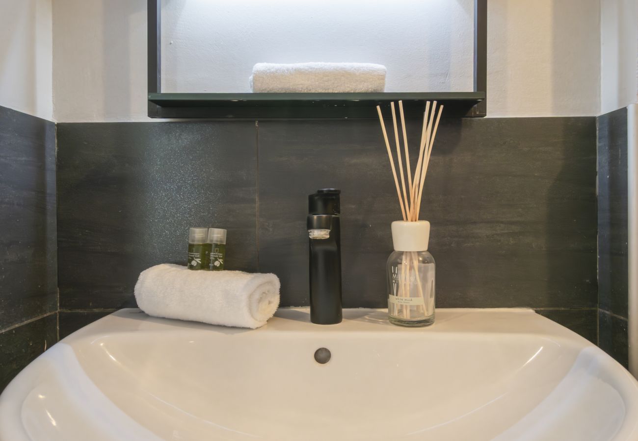 Apartment in Milan - Vicolo Fiori - Modern split-level loft in the heart of Brera 