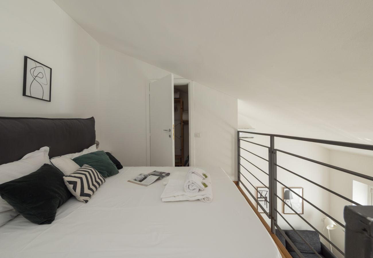 Apartment in Milan - Vicolo Fiori - Modern split-level loft in the heart of Brera 