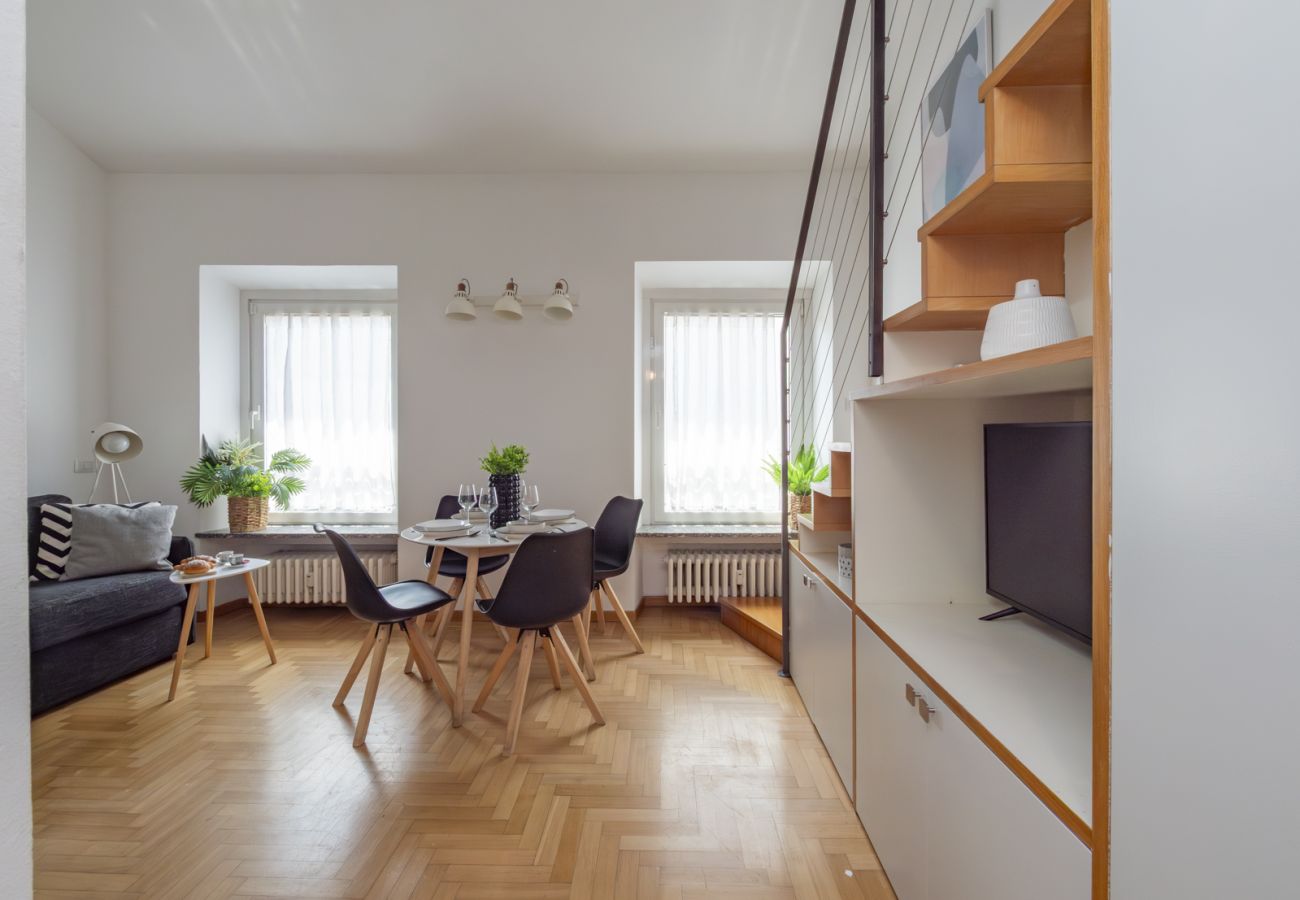 Apartment in Milan - Vicolo Fiori - Modern split-level loft in the heart of Brera 
