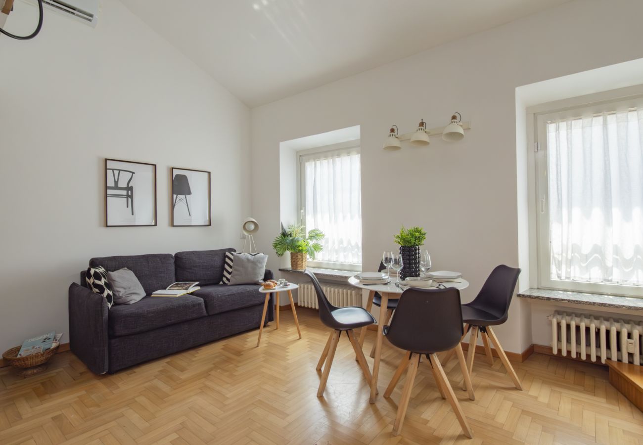 Apartment in Milan - Vicolo Fiori - Modern split-level loft in the heart of Brera 