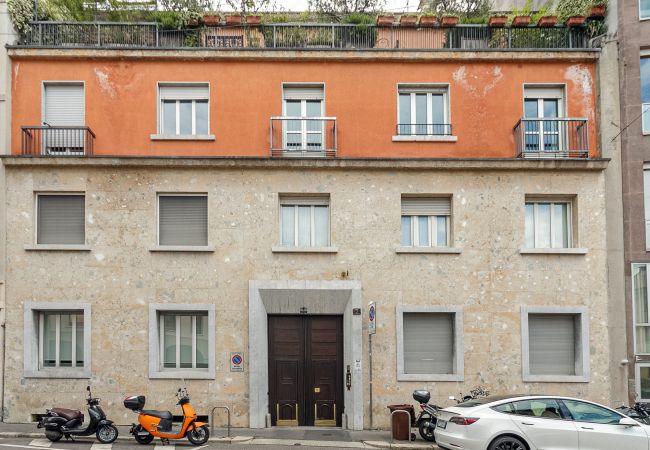 Apartment in Milano - Della Signora - Elegant & charming 1-bdr apartment close to Duomo Apartment in Milano - Della Signora - Elegant & charming 1-bdr apartment close to Duomo