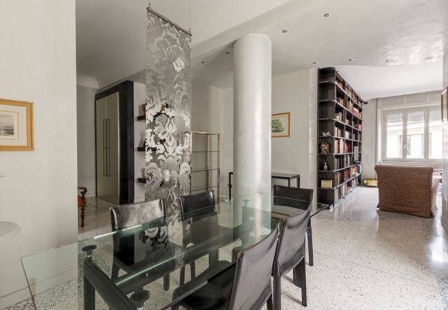 Apartment in Milano - Della Signora - Elegant & charming 1-bdr apartment close to Duomo Apartment in Milano - Della Signora - Elegant & charming 1-bdr apartment close to Duomo