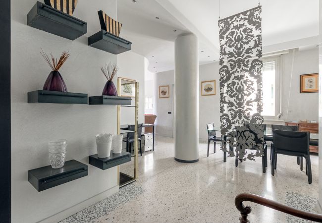 Apartment in Milano - Della Signora - Elegant & charming 1-bdr apartment close to Duomo Apartment in Milano - Della Signora - Elegant & charming 1-bdr apartment close to Duomo