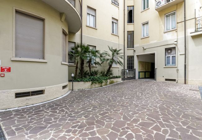 Apartment in Milano - Della Signora - Elegant & charming 1-bdr apartment close to Duomo Apartment in Milano - Della Signora - Elegant & charming 1-bdr apartment close to Duomo