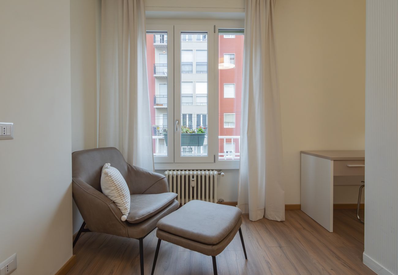 Apartment in Milan - Prina  -  Spacious 2BDR, Arco - Sempione Area