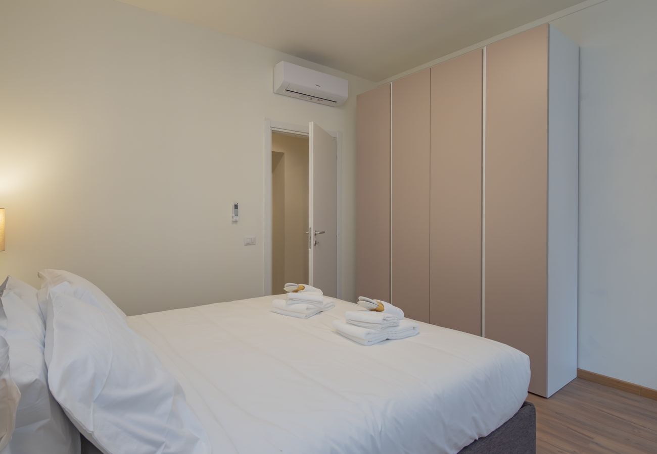 Apartment in Milan - Prina  -  Spacious 2BDR, Arco - Sempione Area