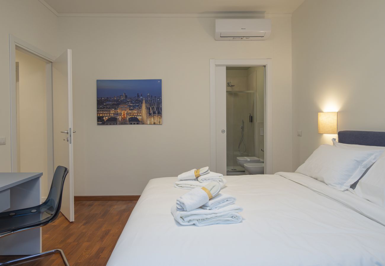 Apartment in Milan - Prina  -  Spacious 2BDR, Arco - Sempione Area
