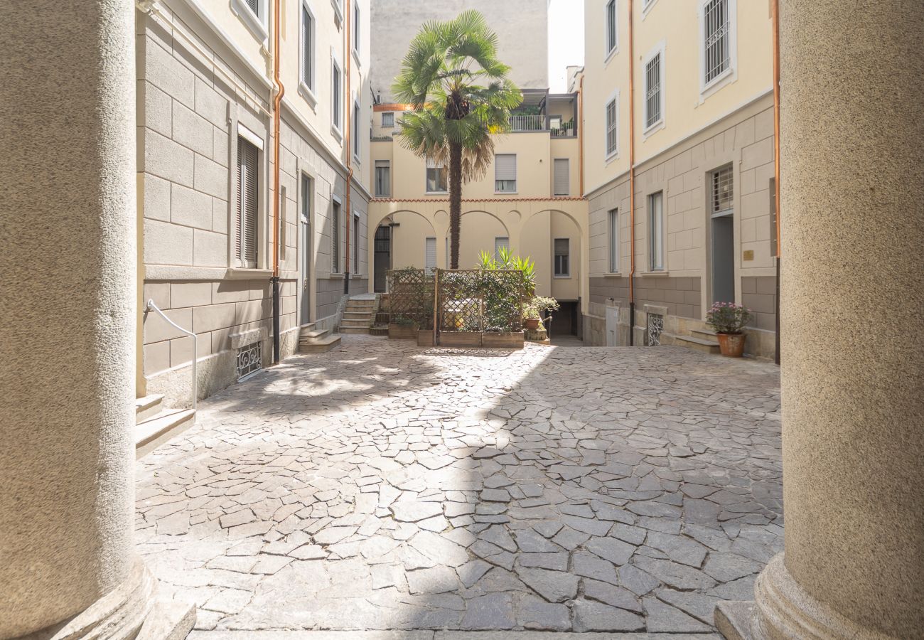 Apartment in Milan - Boccaccio - Stunning  & Central 1BDR with terrace in Cadorna area