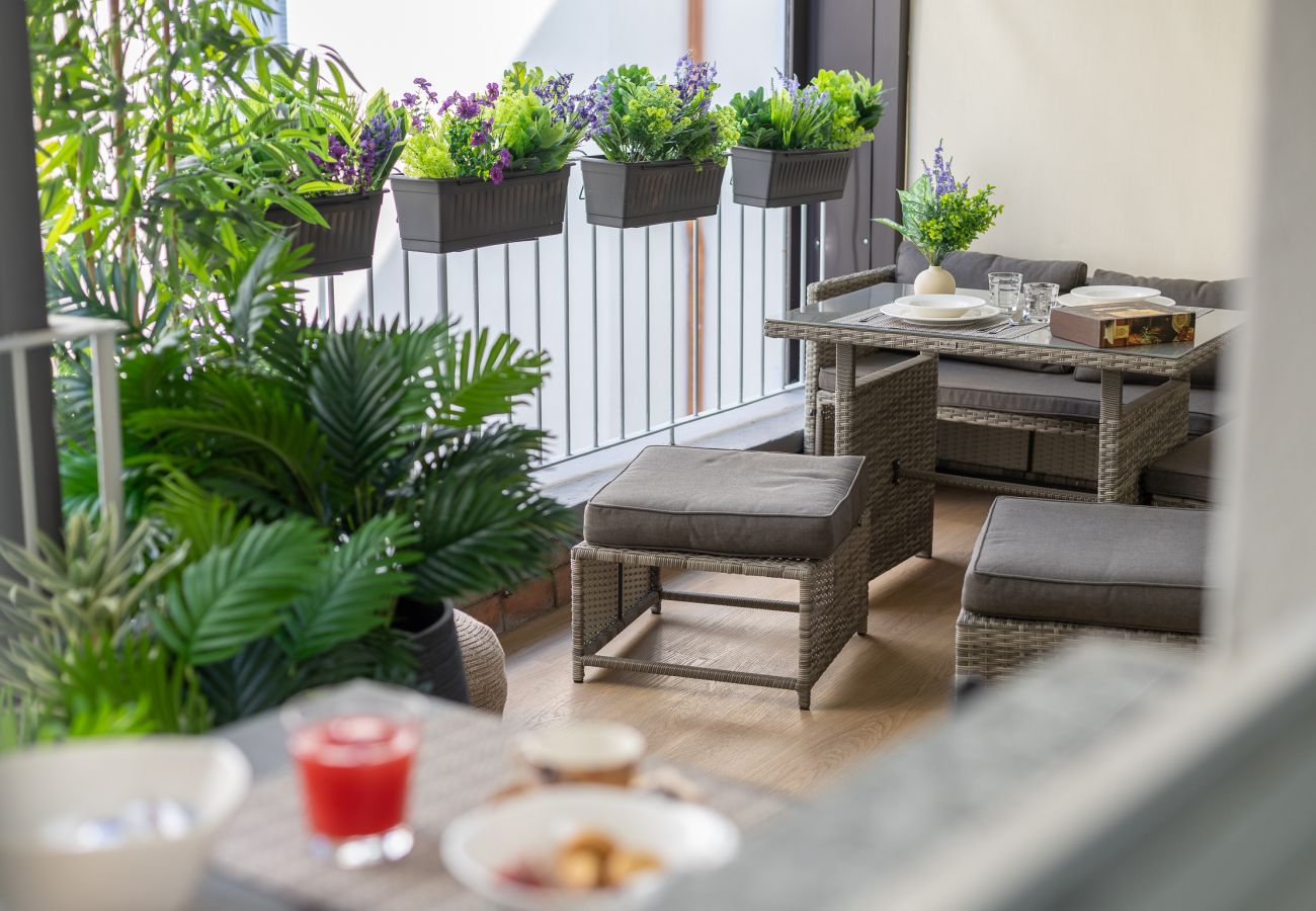 Apartment in Milan - Boccaccio - Stunning  & Central 1BDR with terrace in Cadorna area