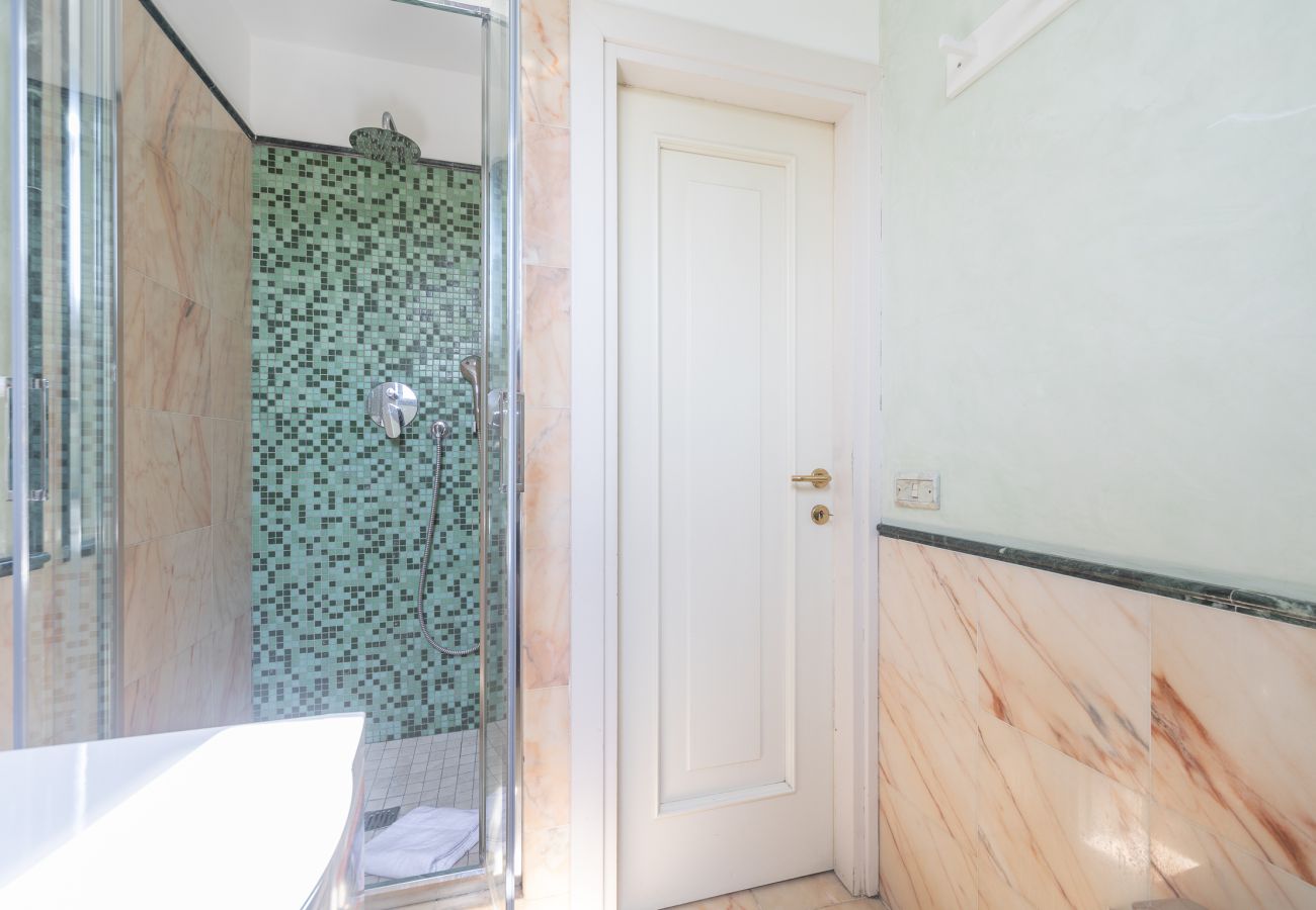 Apartment in Milan - Boccaccio - Stunning  & Central 1BDR with terrace in Cadorna area