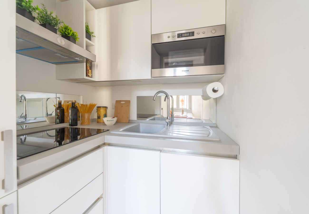 Apartment in Milan - Boccaccio - Stunning  & Central 1BDR with terrace in Cadorna area