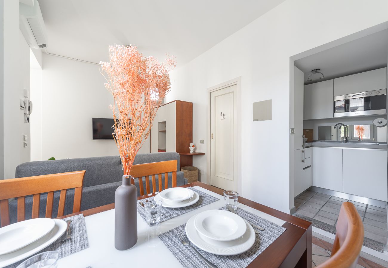 Apartment in Milan - Boccaccio - Stunning  & Central 1BDR with terrace in Cadorna area