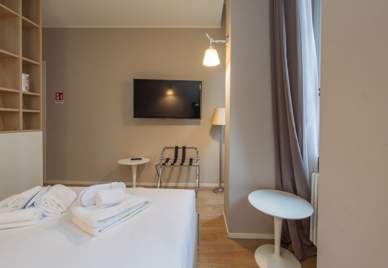 Studio in Milan - Freguglia G - Large studio suite close to Duomo