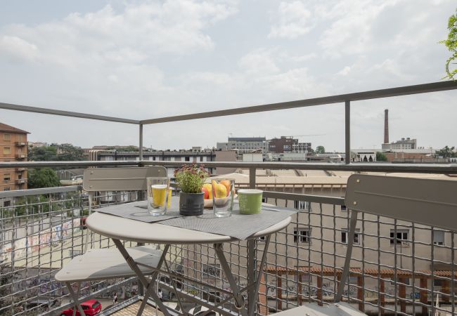 Apartment in Milano - Spinoza - Modern 1 br  with balcony steps from Piola Apartment in Milano - Spinoza - Modern 1 br  with balcony steps from Piola