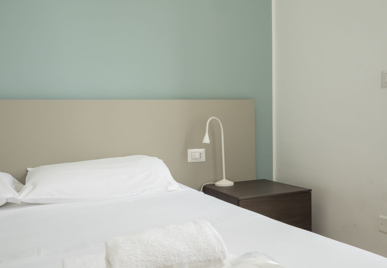 Apartment in Milan - Spinoza - Modern 1 br  with balcony steps from Piola