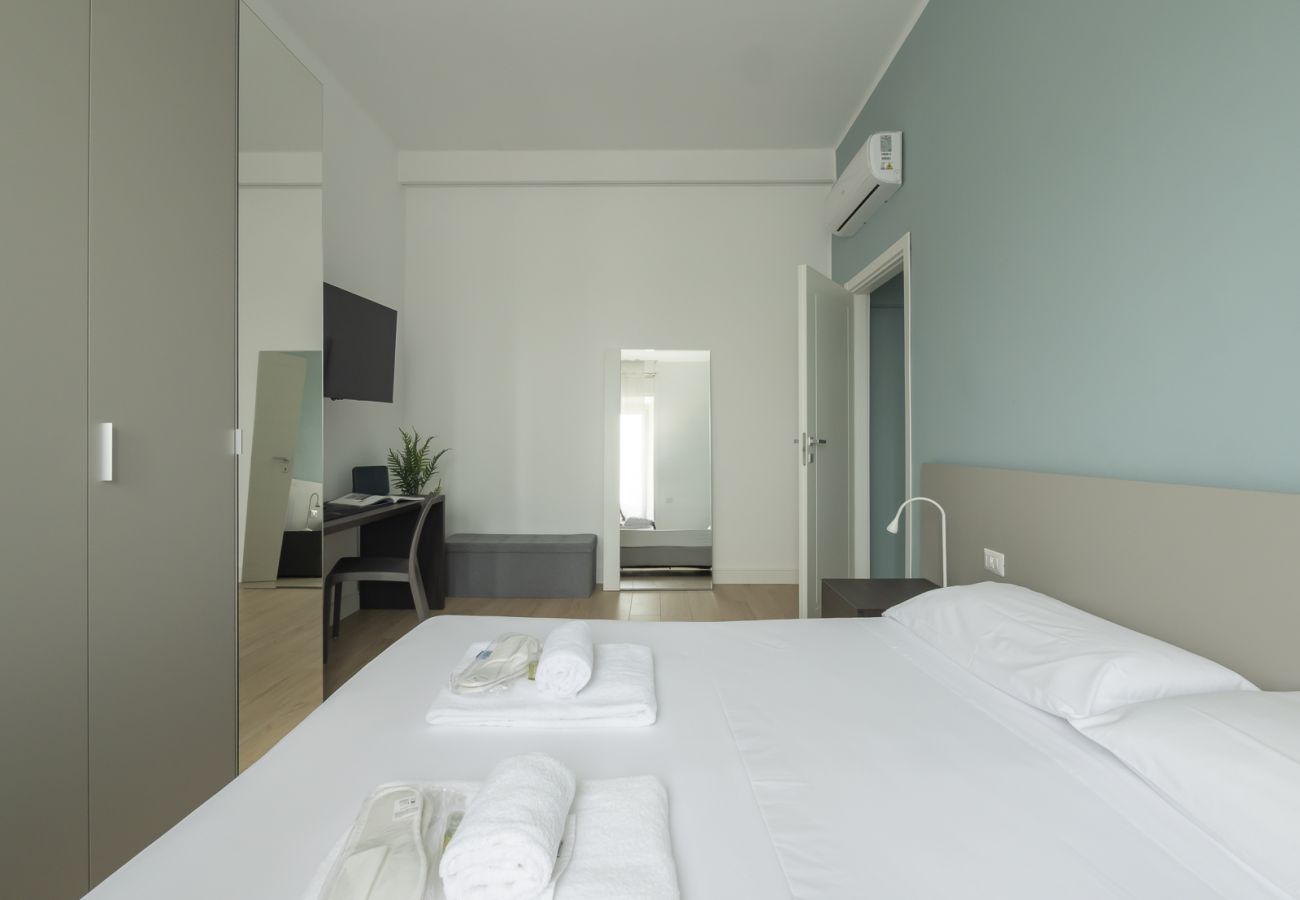 Apartment in Milan - Spinoza - Modern 1 br  with balcony steps from Piola