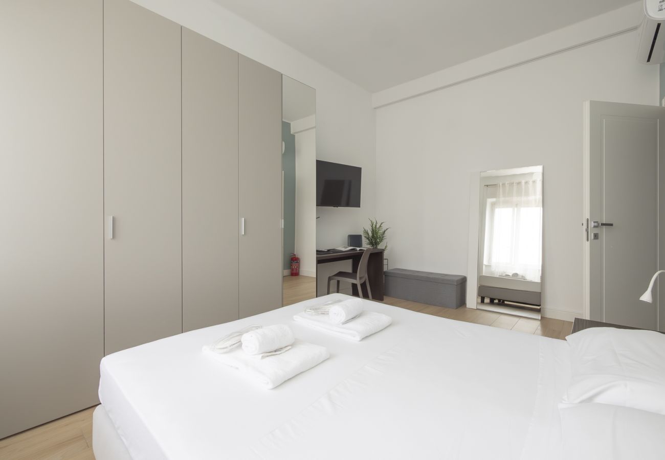 Apartment in Milan - Spinoza - Modern 1 br  with balcony steps from Piola