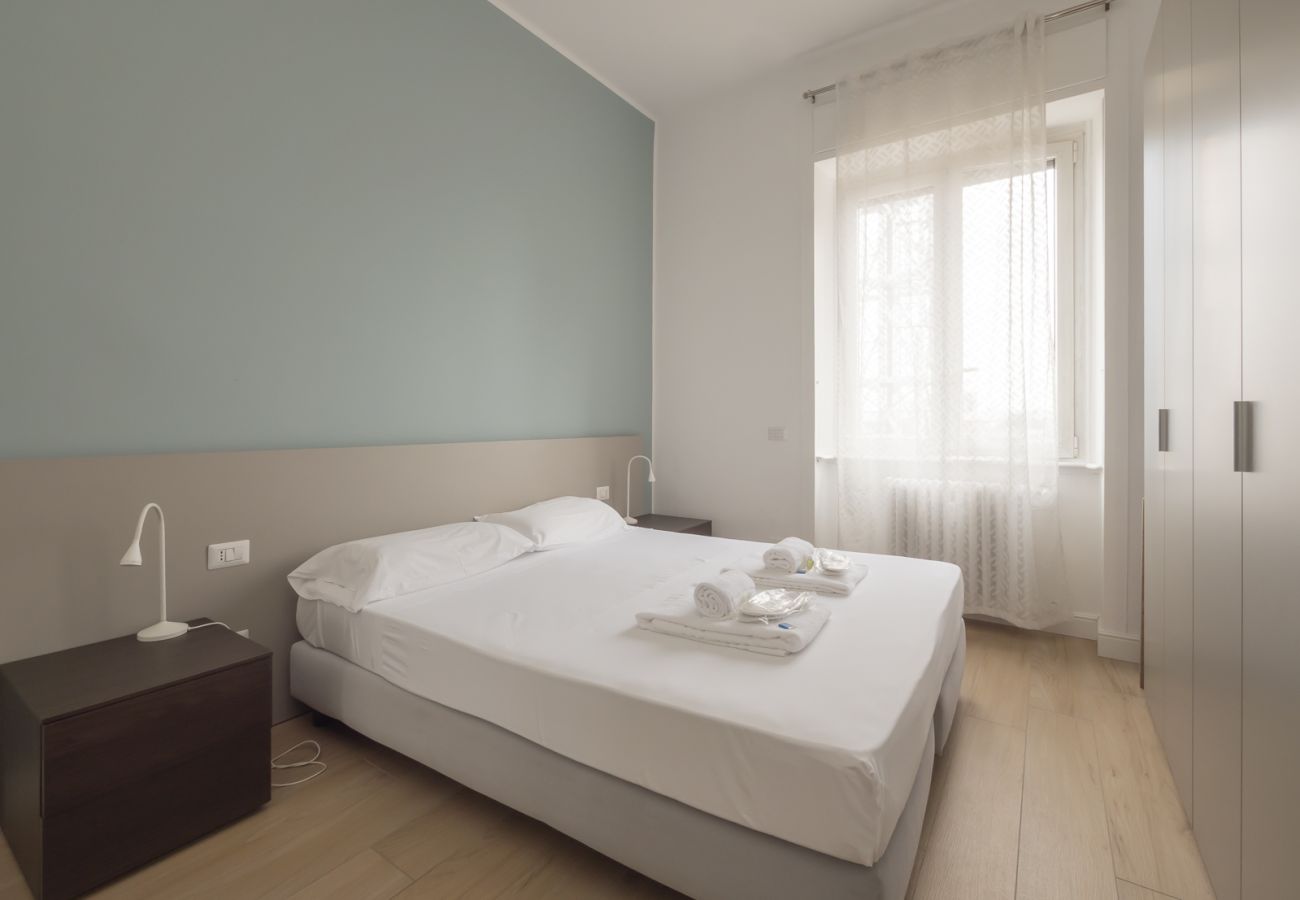 Apartment in Milan - Spinoza - Modern 1 br  with balcony steps from Piola