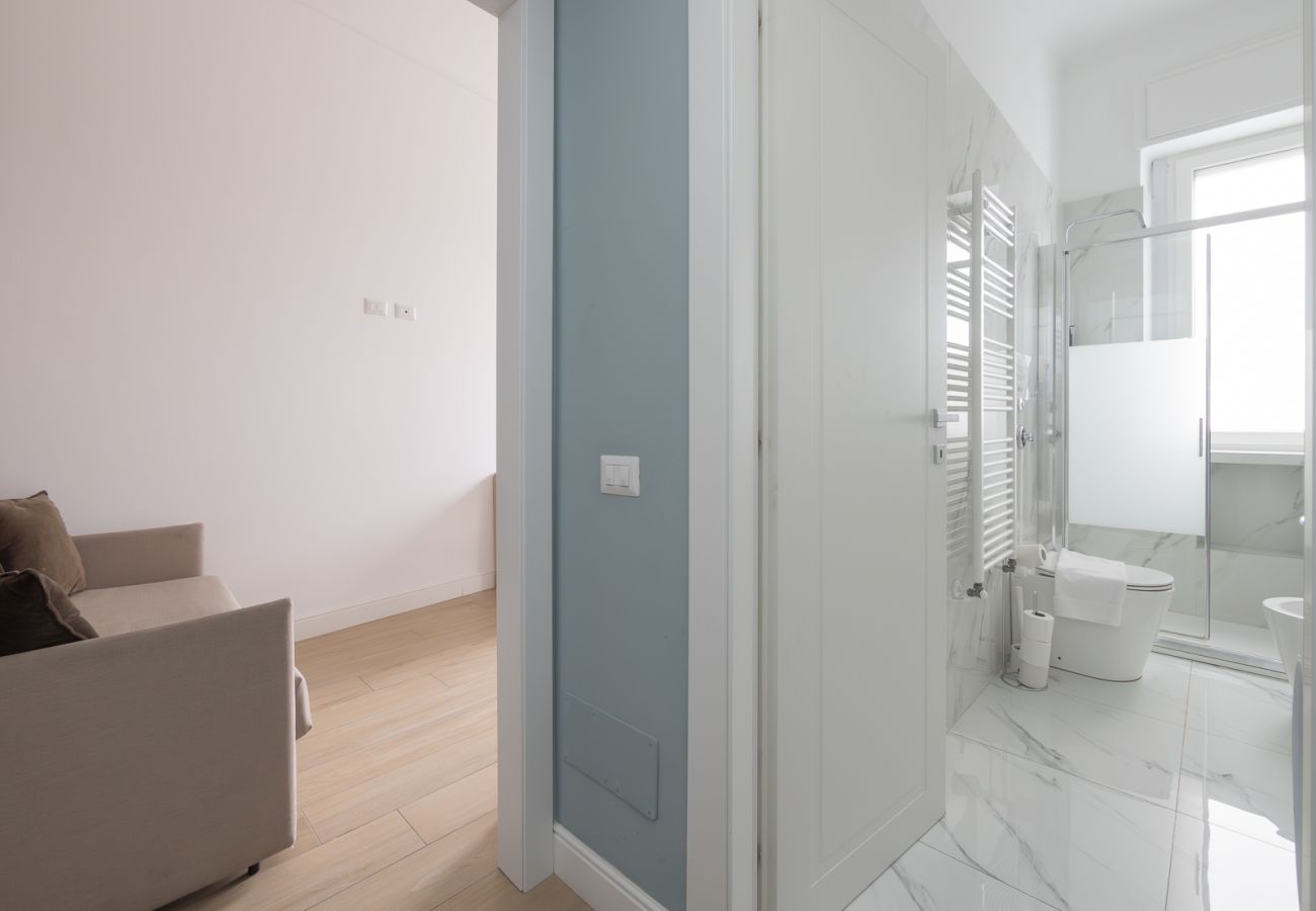 Apartment in Milan - Spinoza - Modern 1 br  with balcony steps from Piola