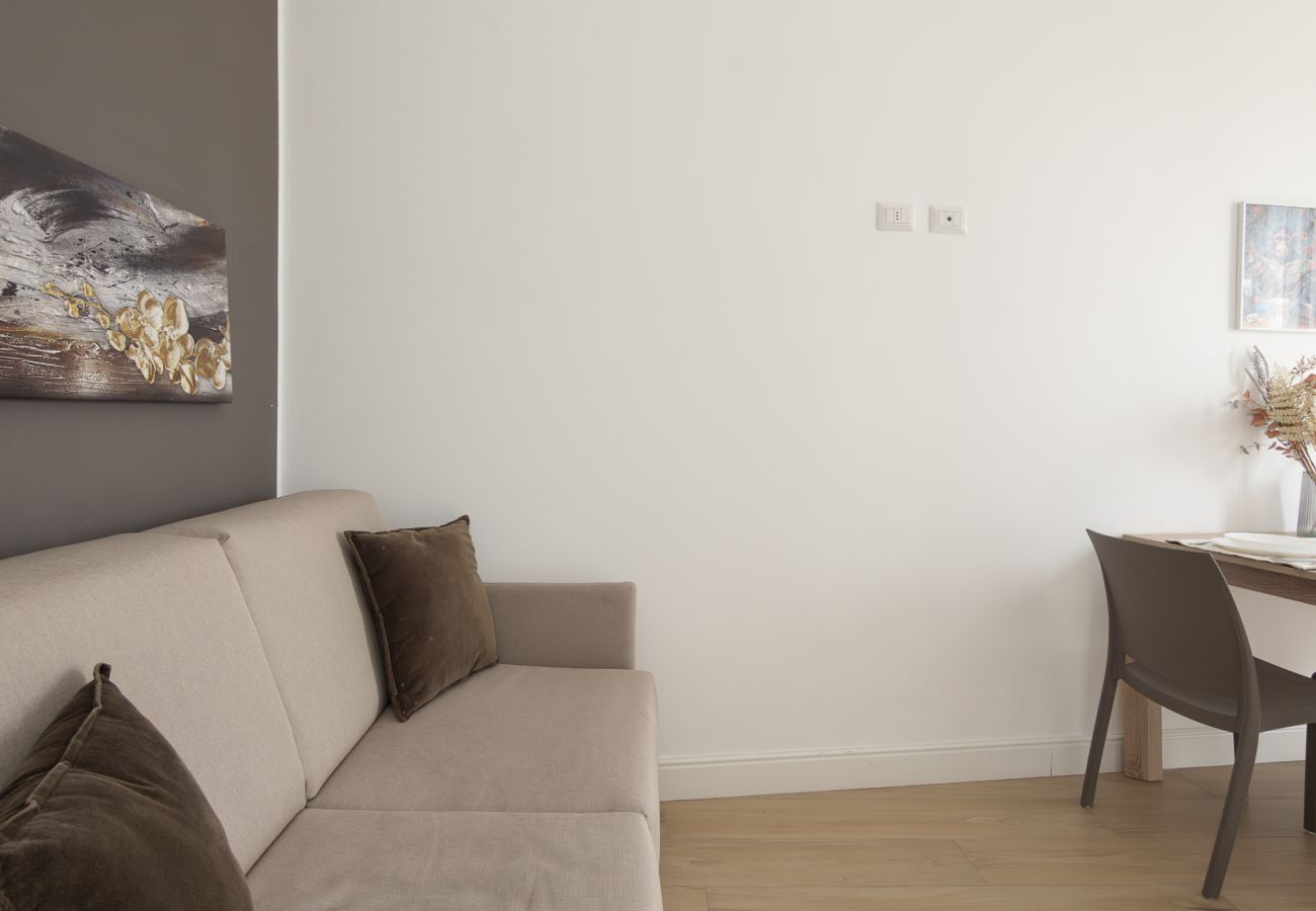 Apartment in Milan - Spinoza - Modern 1 br  with balcony steps from Piola