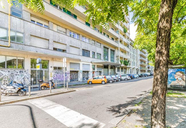 Studio in Milano - Gran Sasso - Cozy & modern studio steps from Piazza Piola Studio in Milano - Gran Sasso - Cozy & modern studio steps from Piazza Piola