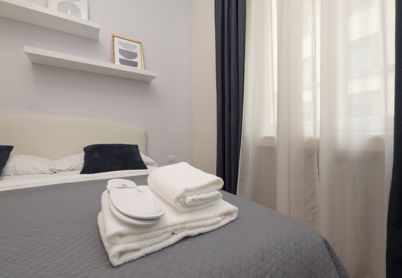 Apartment in Milan - Porta Vittoria A - Moder 1BDR with terrace, Duomo area