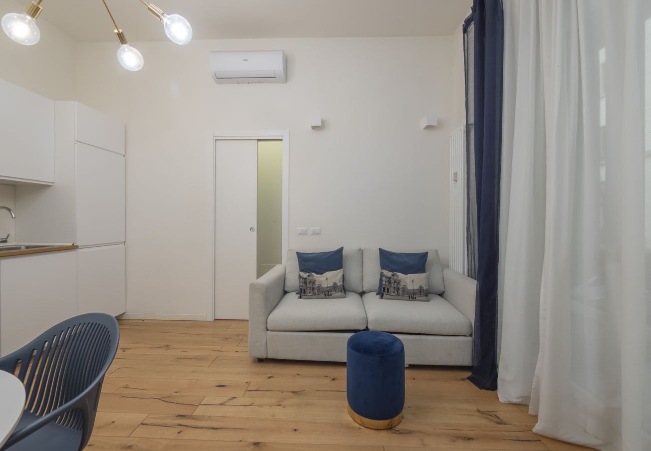 Apartment in Milan - Porta Vittoria A - Moder 1BDR with terrace, Duomo area
