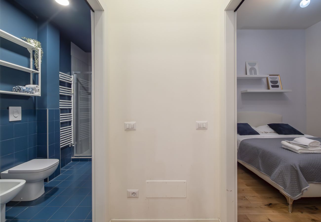 Apartment in Milan - Porta Vittoria A - Moder 1BDR with terrace, Duomo area