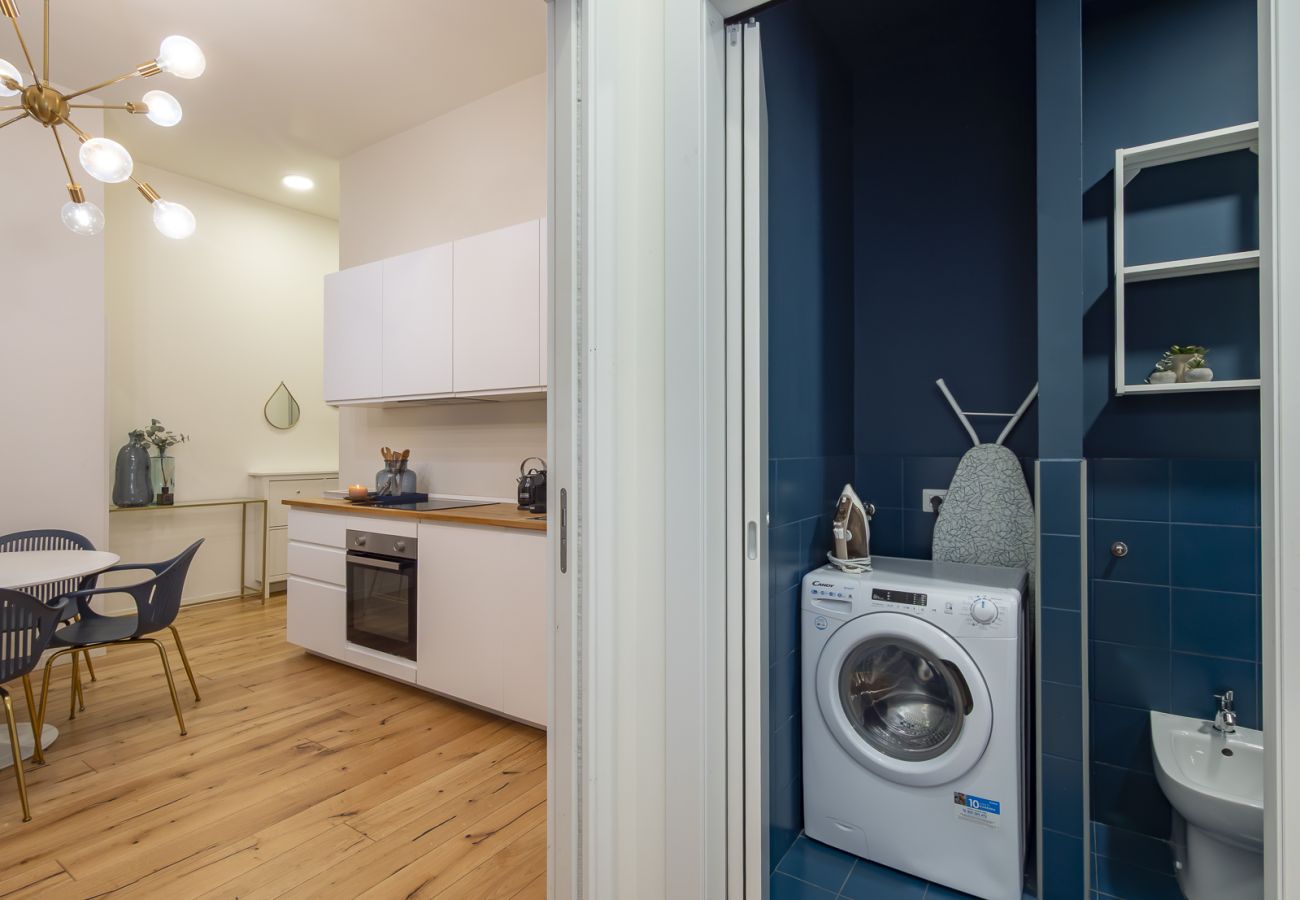 Apartment in Milan - Porta Vittoria - Cozy & Stylish 1BDR in Duomo/San Babila Area