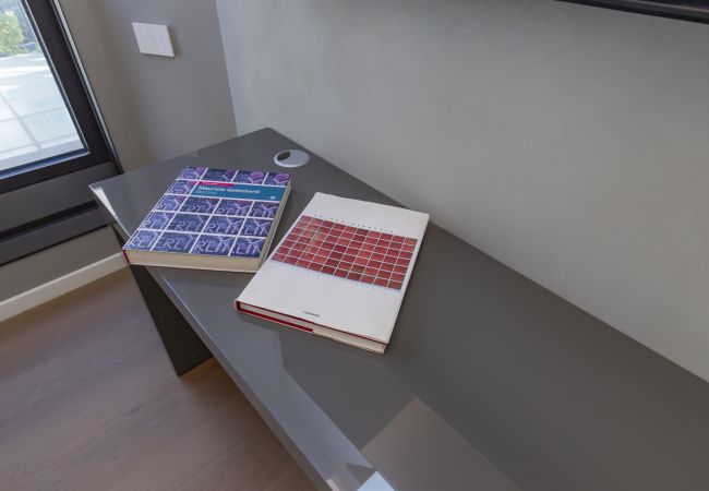 Apartment in Milano - Central Tower S. Babila - Elegant 2BDR with rooftop terrace Apartment in Milano - Central Tower S. Babila - Elegant 2BDR with rooftop terrace