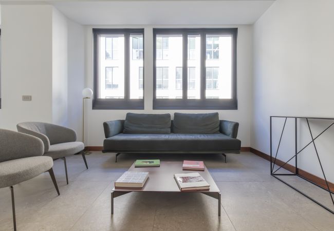 Apartment in Milano - Central Tower S. Babila - Elegant 2BDR with rooftop terrace Apartment in Milano - Central Tower S. Babila - Elegant 2BDR with rooftop terrace