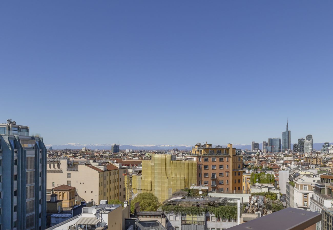 Apartment in Milan - Central Tower S. Babila - Elegant 2BDR with rooftop terrace