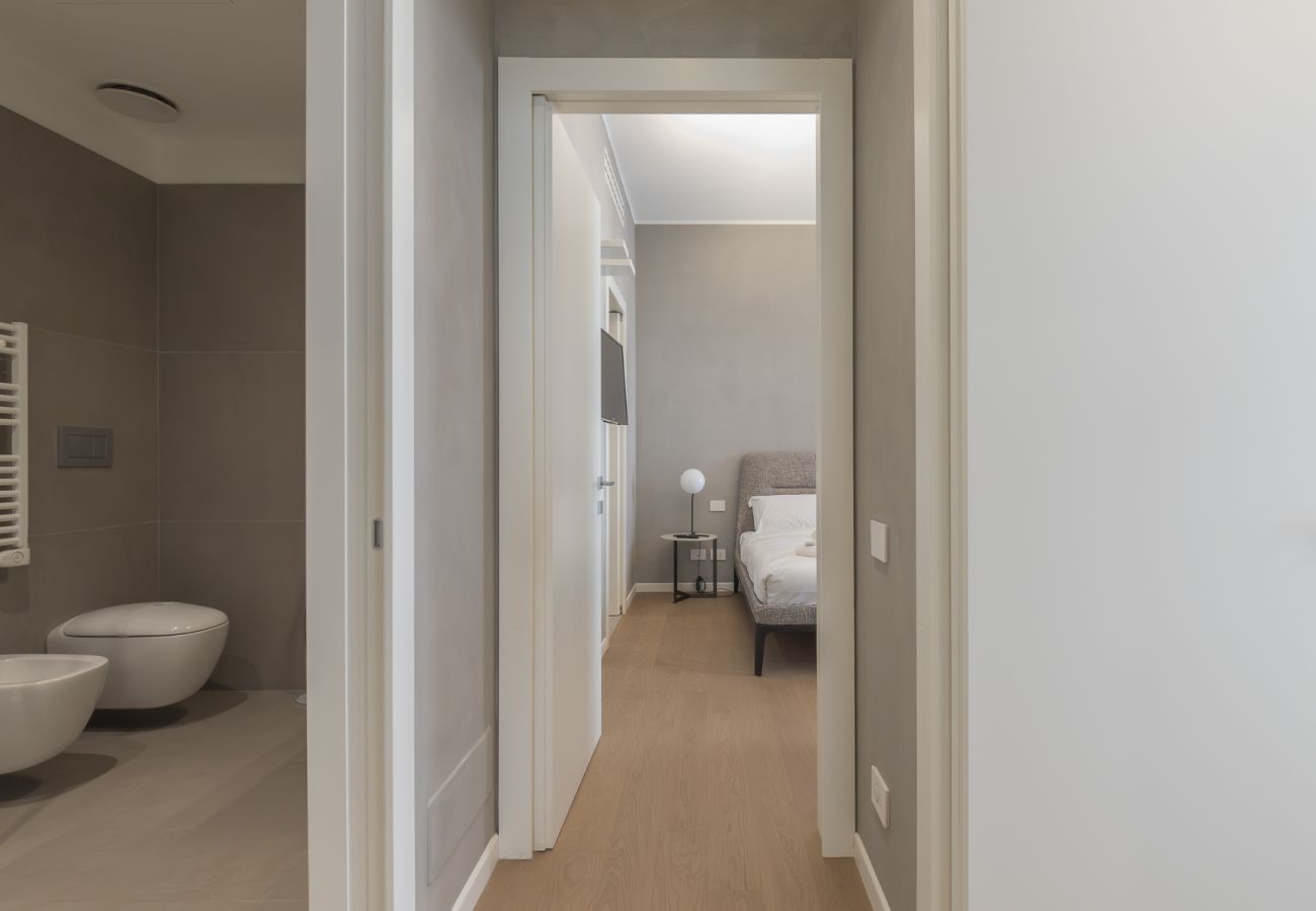 Apartment in Milan - Central Tower S. Babila - Elegant 2BDR with rooftop terrace