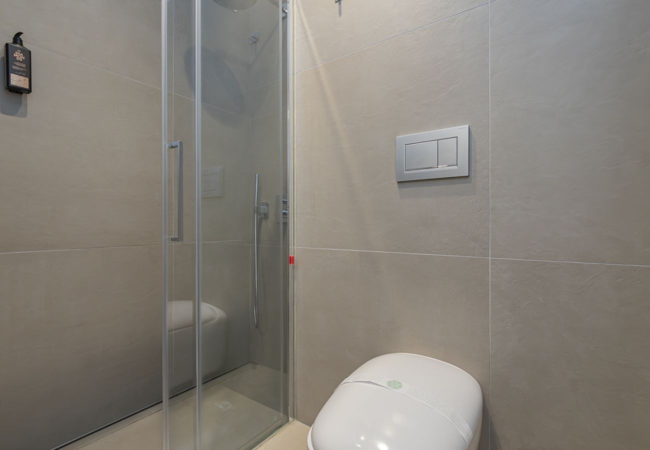 Apartment in Milan - Central Tower S. Babila - Elegant 2BDR with rooftop terrace