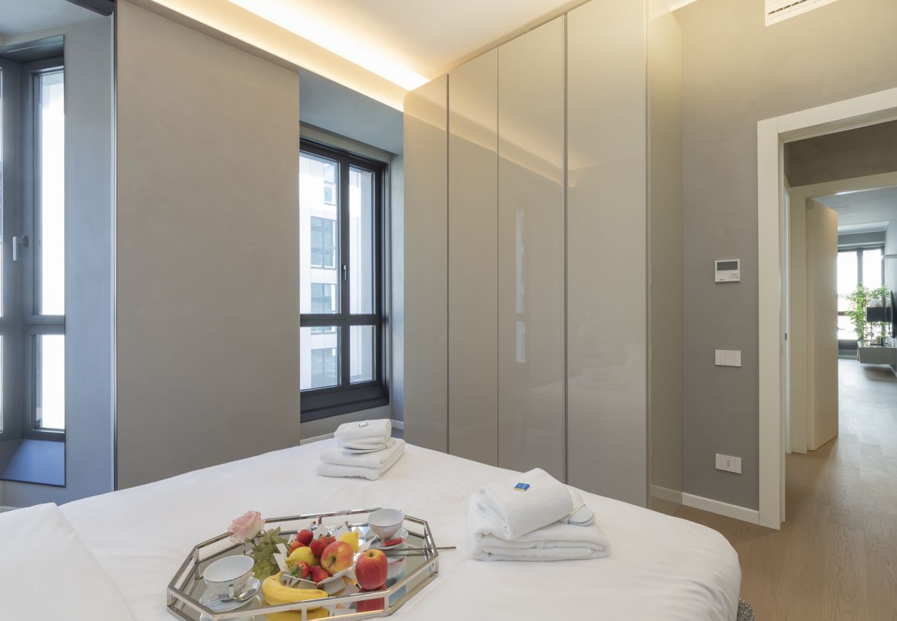 Apartment in Milan - Central Tower S. Babila - Elegant 2BDR with rooftop terrace