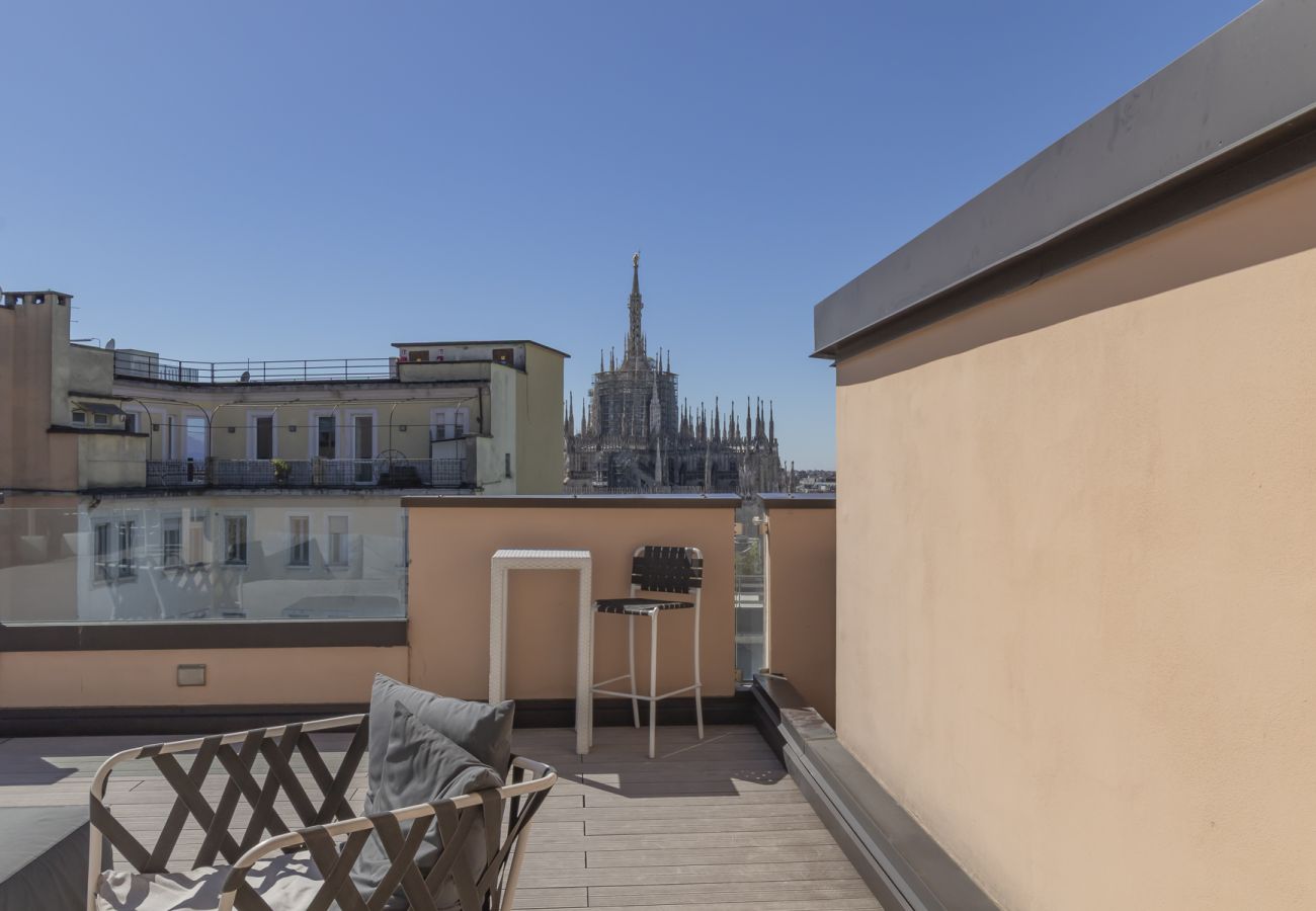 Apartment in Milan - Central Tower S. Babila - Elegant 2BDR with rooftop terrace