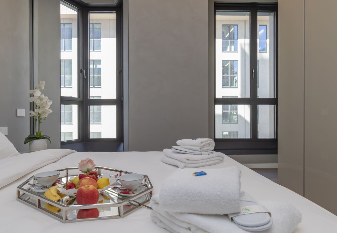 Apartment in Milan - Central Tower S. Babila - Elegant 2BDR with rooftop terrace