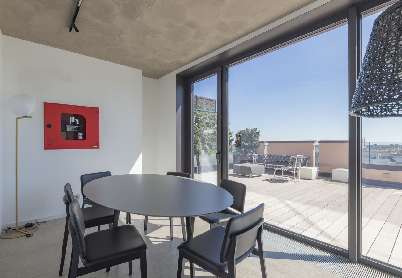 Apartment in Milan - Central Tower S. Babila - Elegant 2BDR with rooftop terrace