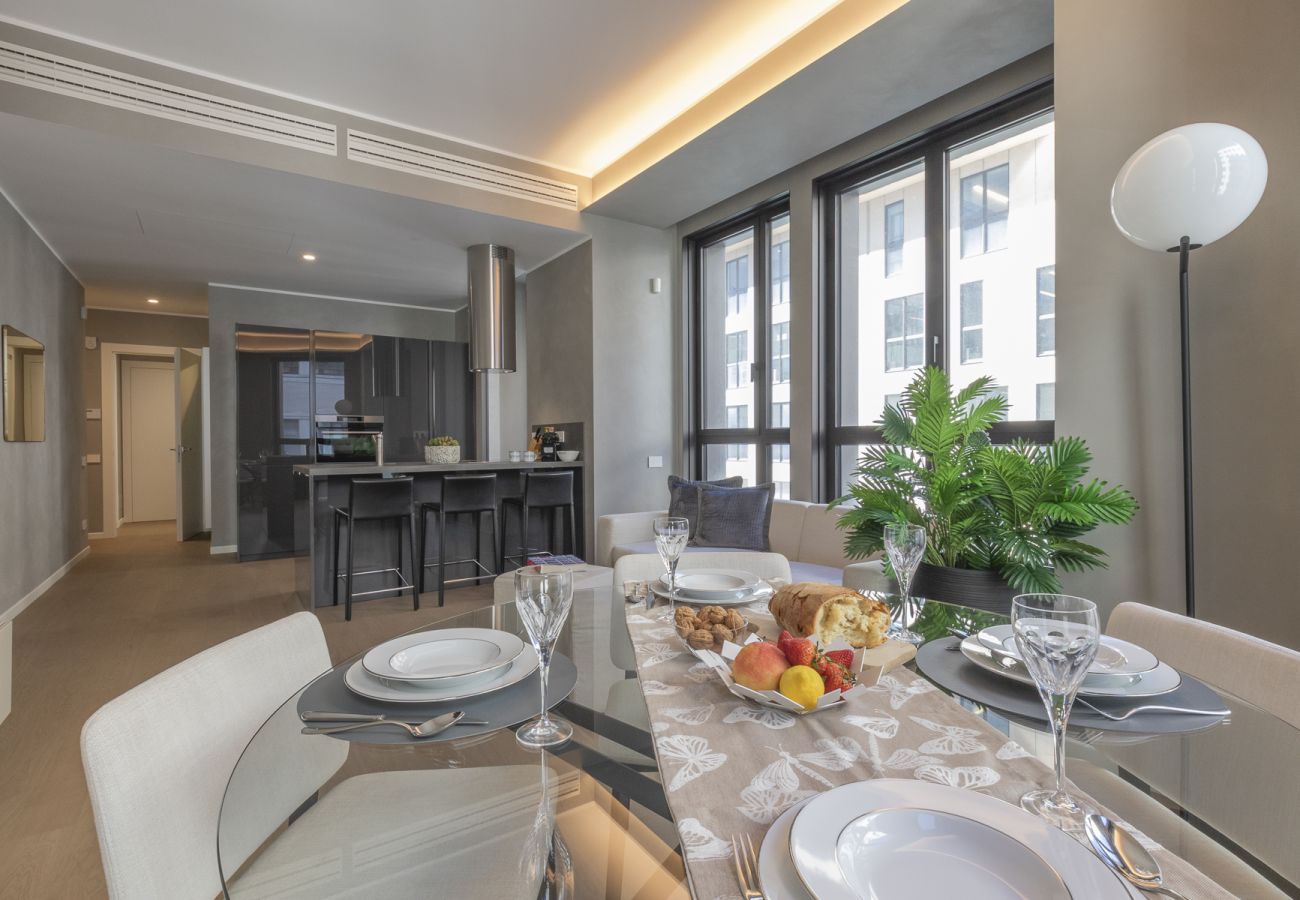 Apartment in Milan - Central Tower S. Babila - Elegant 2BDR with rooftop terrace